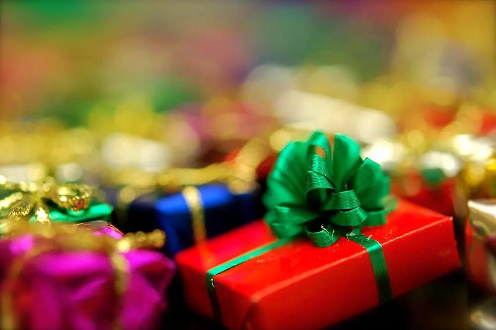 Wrapped gift box - bet crypto on election