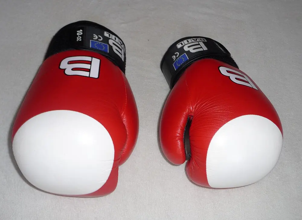 Boxing gloves - how to bet on boxing in nigeria