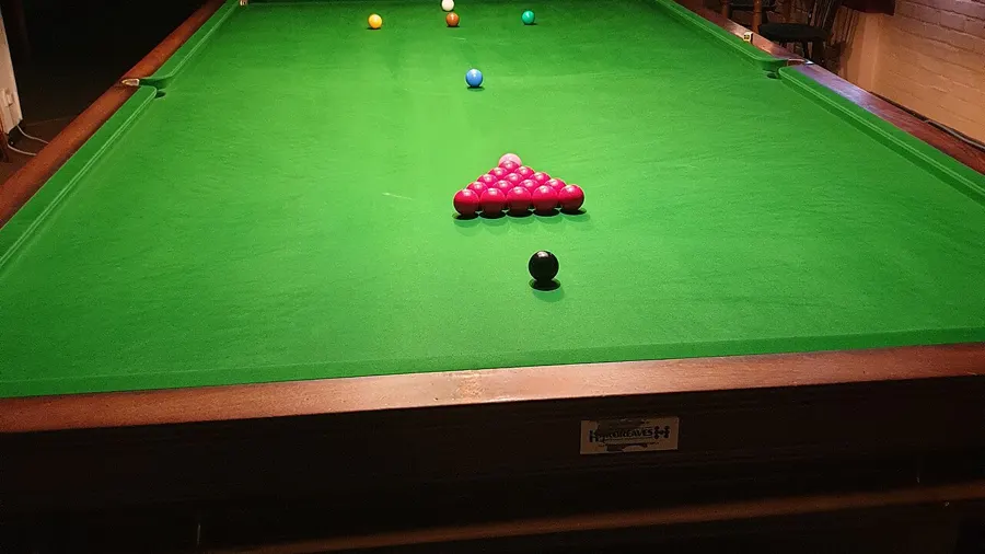 best snooker betting site in nigeria - snooker table with the balls racked before the break